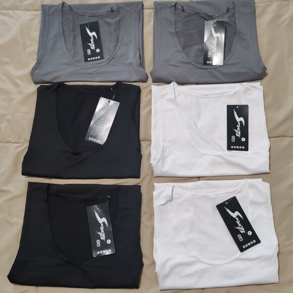 Men's Large Moisture Wicking Tagless Tank Undershirts - Picture 1 of 4